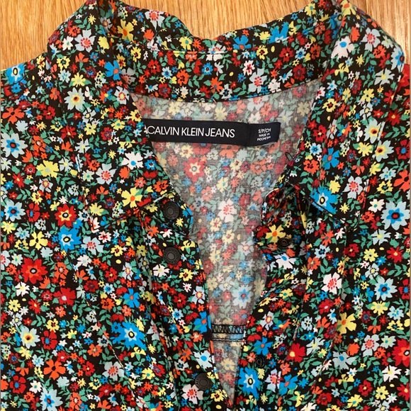 Floral sleeveless top, Calvin Klein - Picture 2 of 2